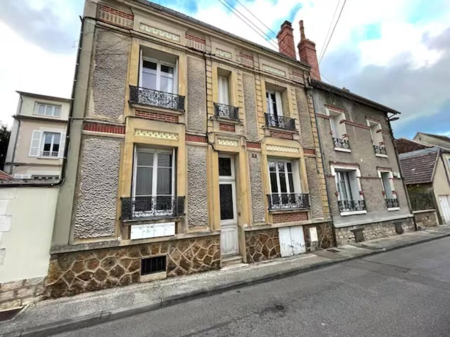 La Belle Pause - Studio Auxerre Proche Parking Bagian luar foto